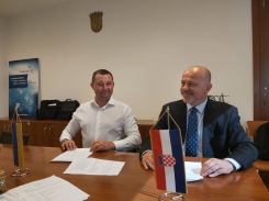 Predstavnici Državnog stručnog centra pri Ministarstvu zdravstva Ukrajine (SECMoH) boravili  u službenom posjetu HALMED-u